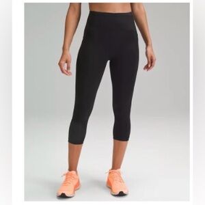 Lululemon Swift Speed High-Rise Crop 21”